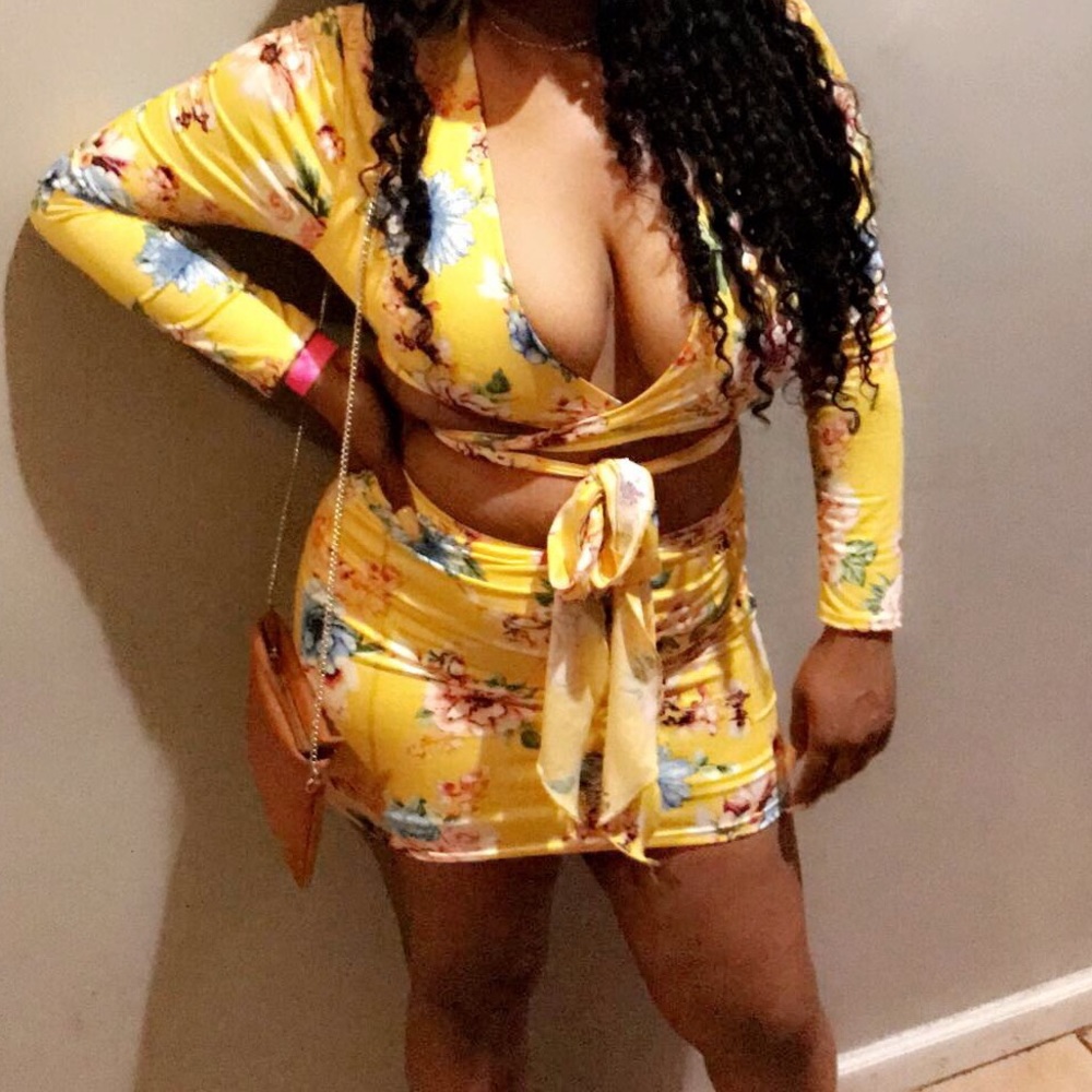 2 piece yellow floral skirt set!